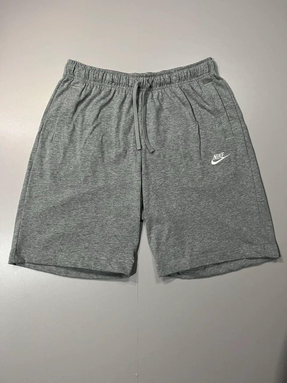 Bermuda Nike Club
