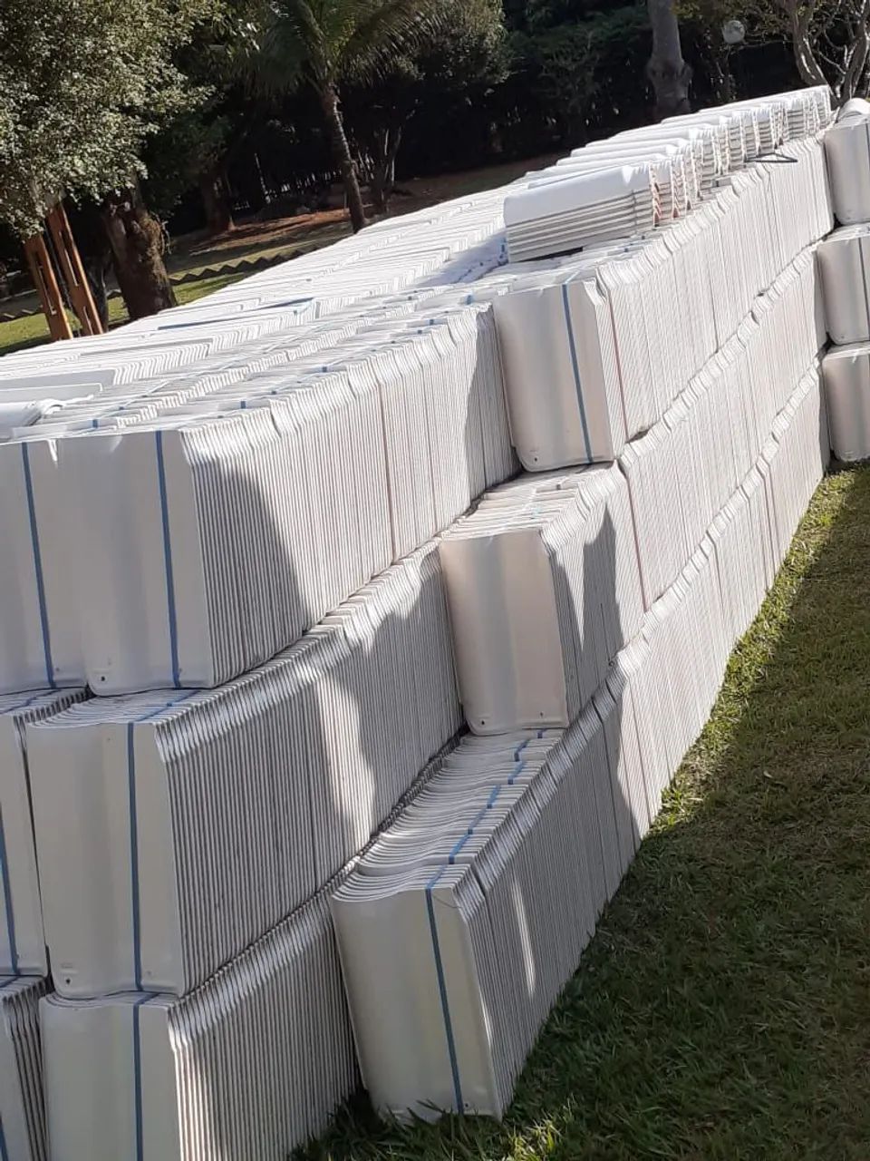 Telhas americana branca e mesclada 3300.00 