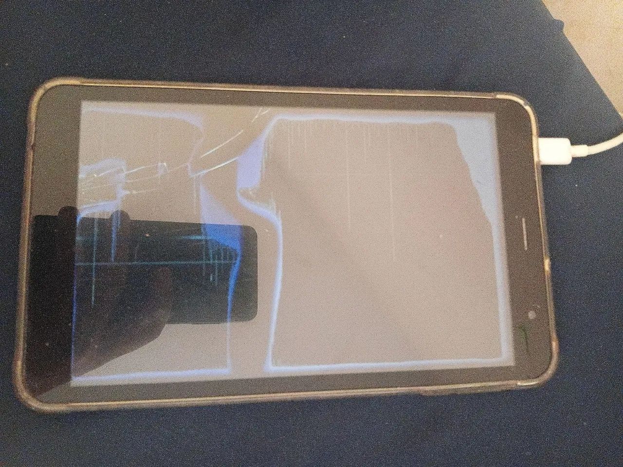Tablet para concerto ou reutilizar as peças