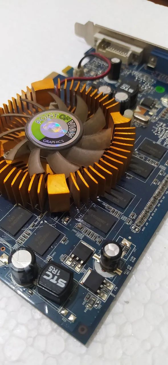 Placa de Vídeo NVidia GT9500 1GB - ler a descrição