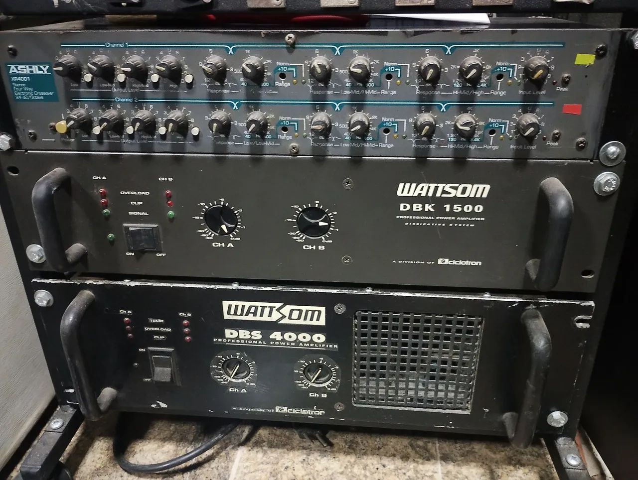 Amplificadores e crossover  - Foto 3