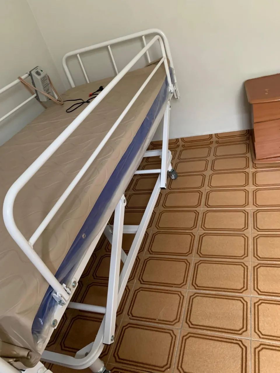 Cama Hospitalar completa 