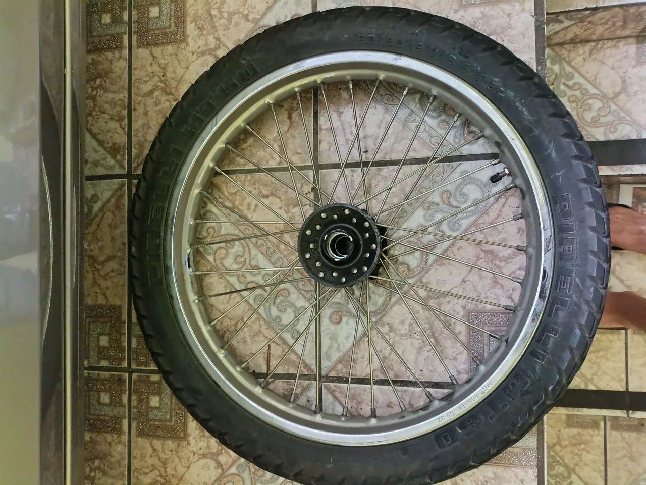 Roda xtz crosser 150 nova alinhada e com pneu Pirelli 