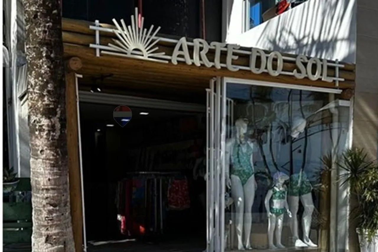 Loja Comercial na praia do Francês