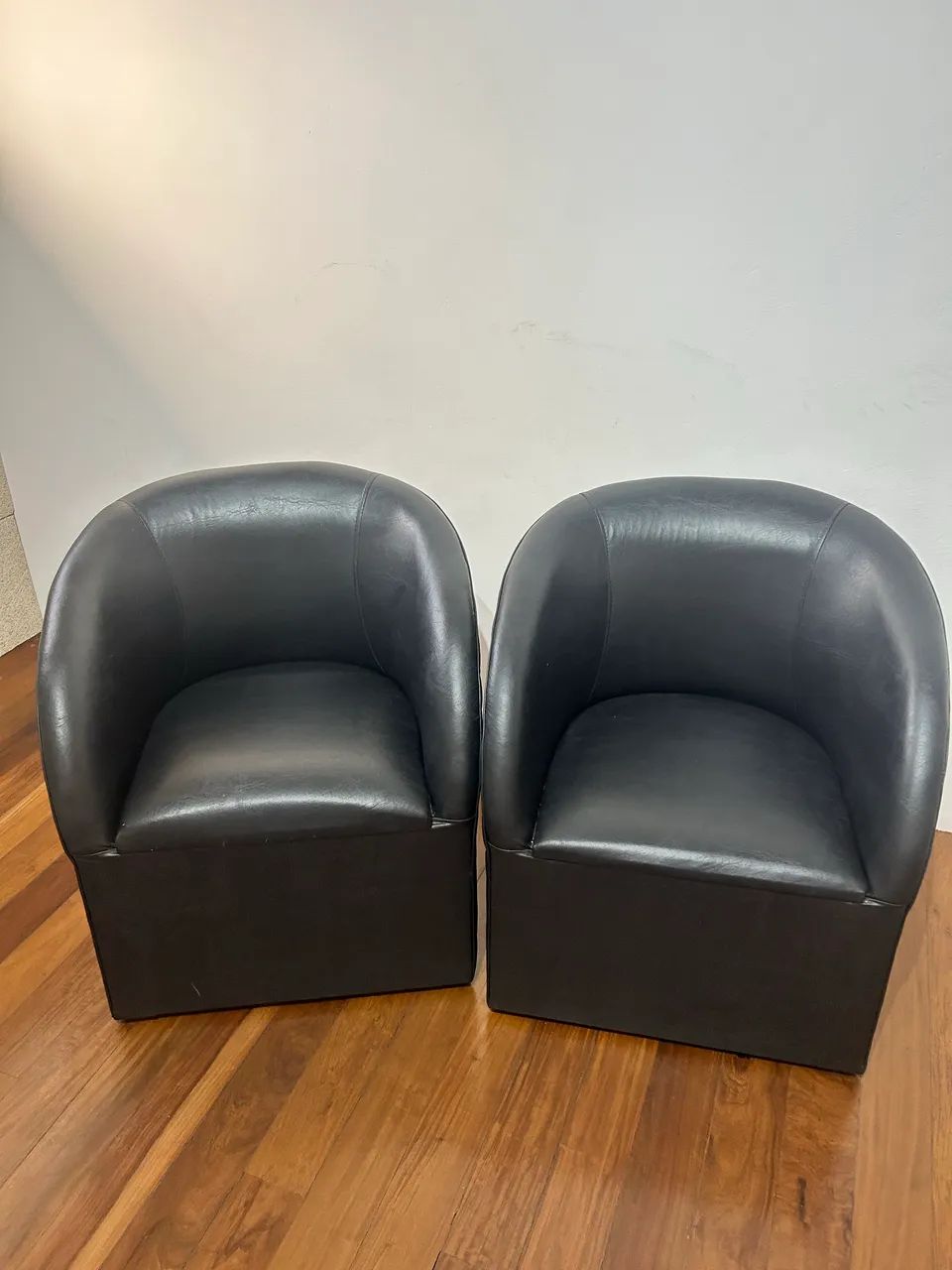2 poltronas  - Foto 4