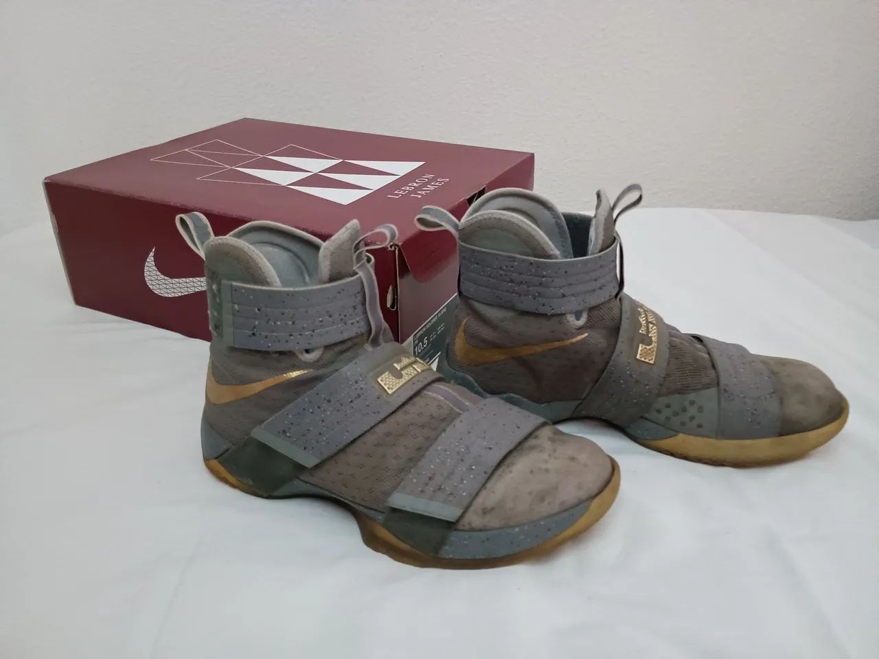 Tênis Nike LeBron Soldier 10 - Foto 4