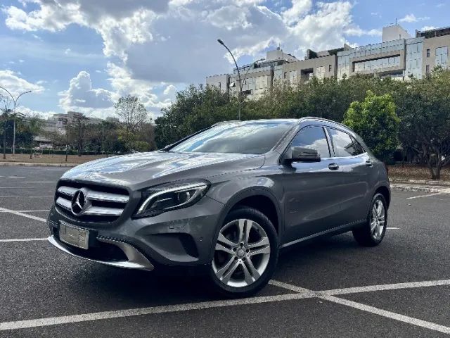 Mercedes-Benz GLA 200 Adv. 1.6/1.6 TB 16V Flex Aut. 2016