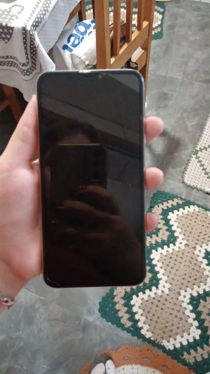 IPHONE 11 PRO MAX - Foto 2