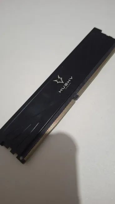 Par de Memórias RAM 8gb (4gb cada)