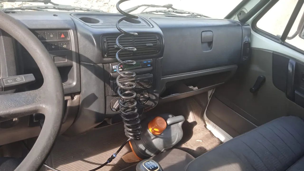 Vende-se caminhão ? - Foto 2