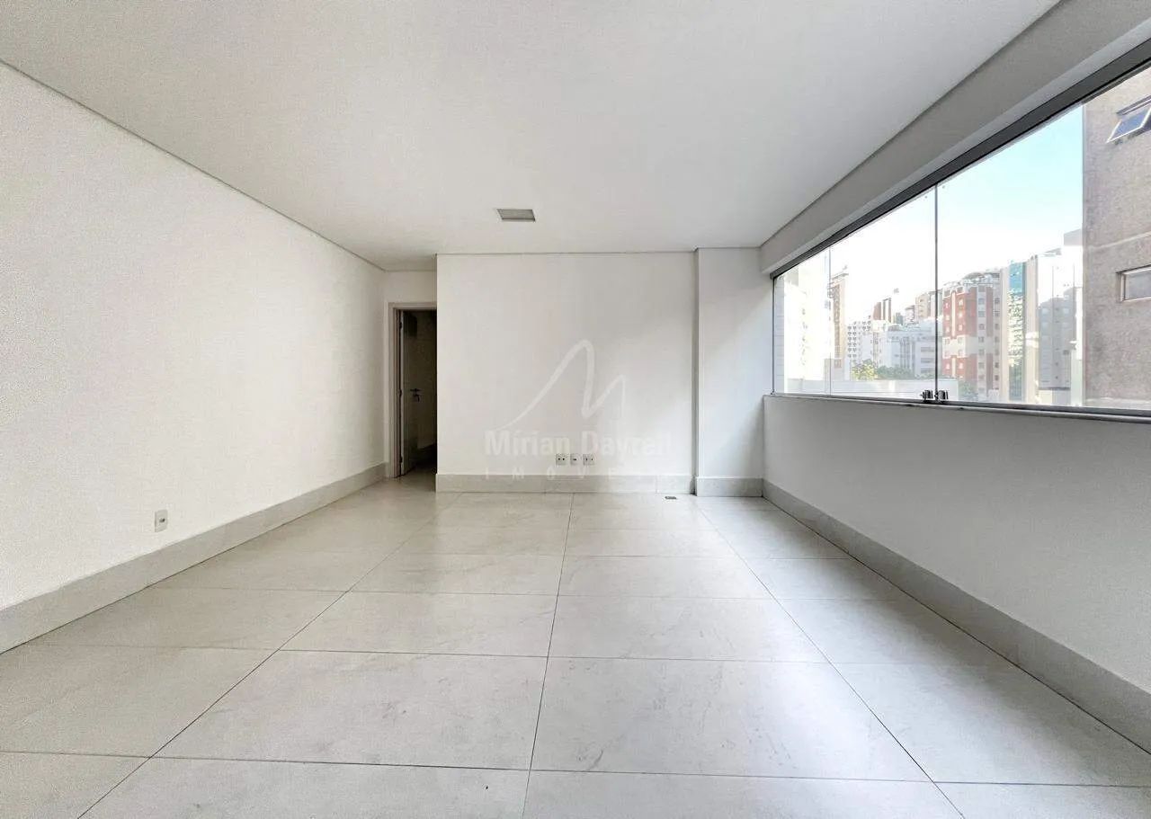 (67638) à venda - Apartamento com 2 quartos, 2 vagas, no Savassi