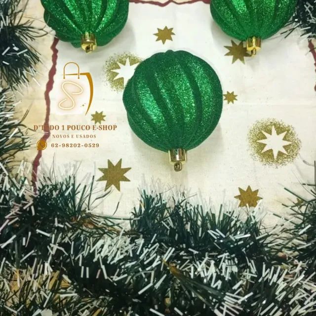 KIT COM 03 BOLAS DE NATAL- GOMO COM GLITTER IMPORTADAS E.U.A 10CM