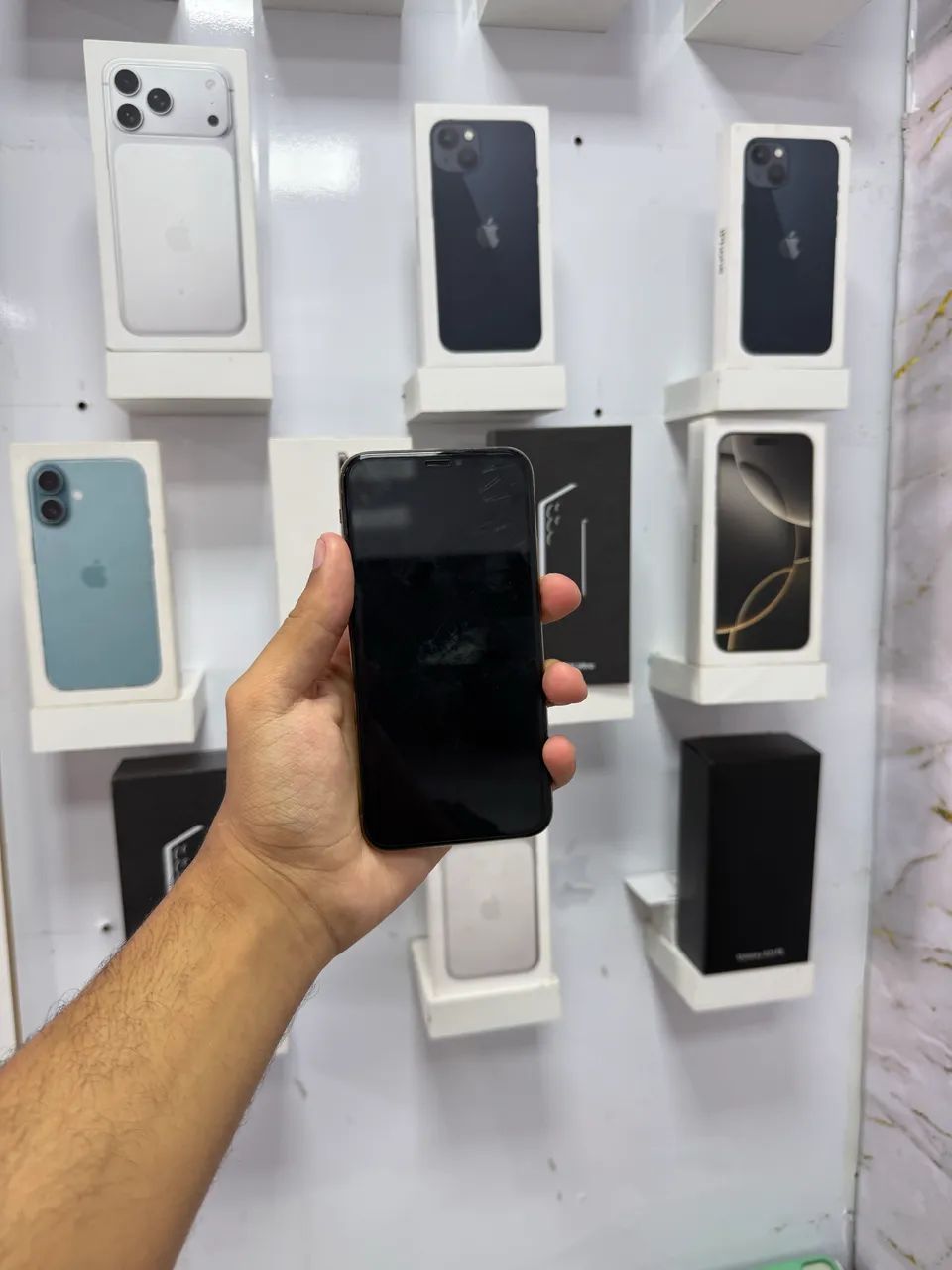 IPHONE XS 64 GB GOLD  - Foto 2