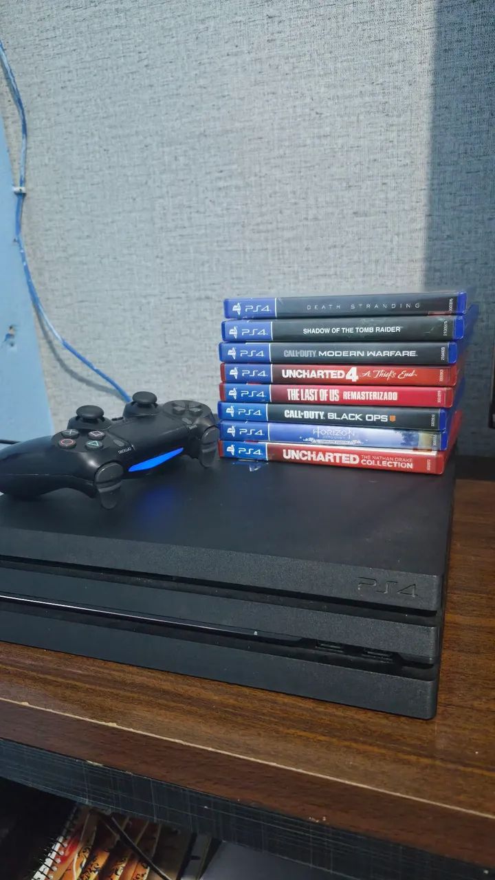 Ps4 Pro 1Tb + 8 jogos