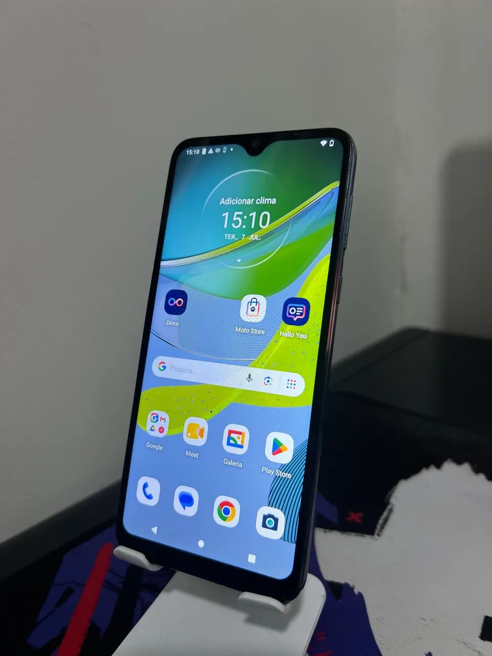 Motorola E13 