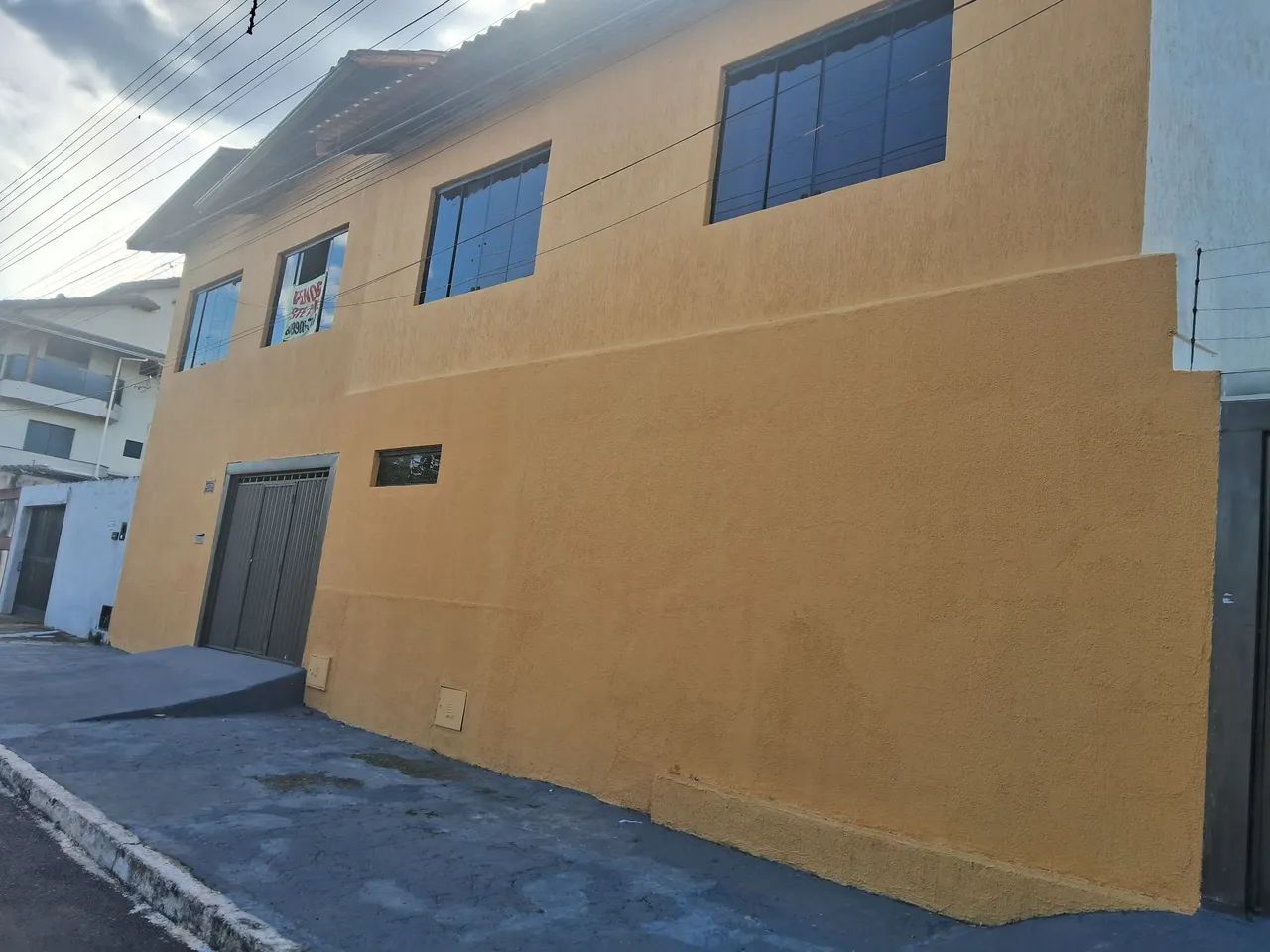 Linda casa com dois apartamentos (so vendo junto) - Foto 4
