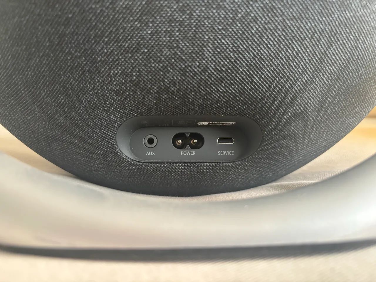 Caixa de som Harman Kardon Onyx Studio 8 - Foto 2