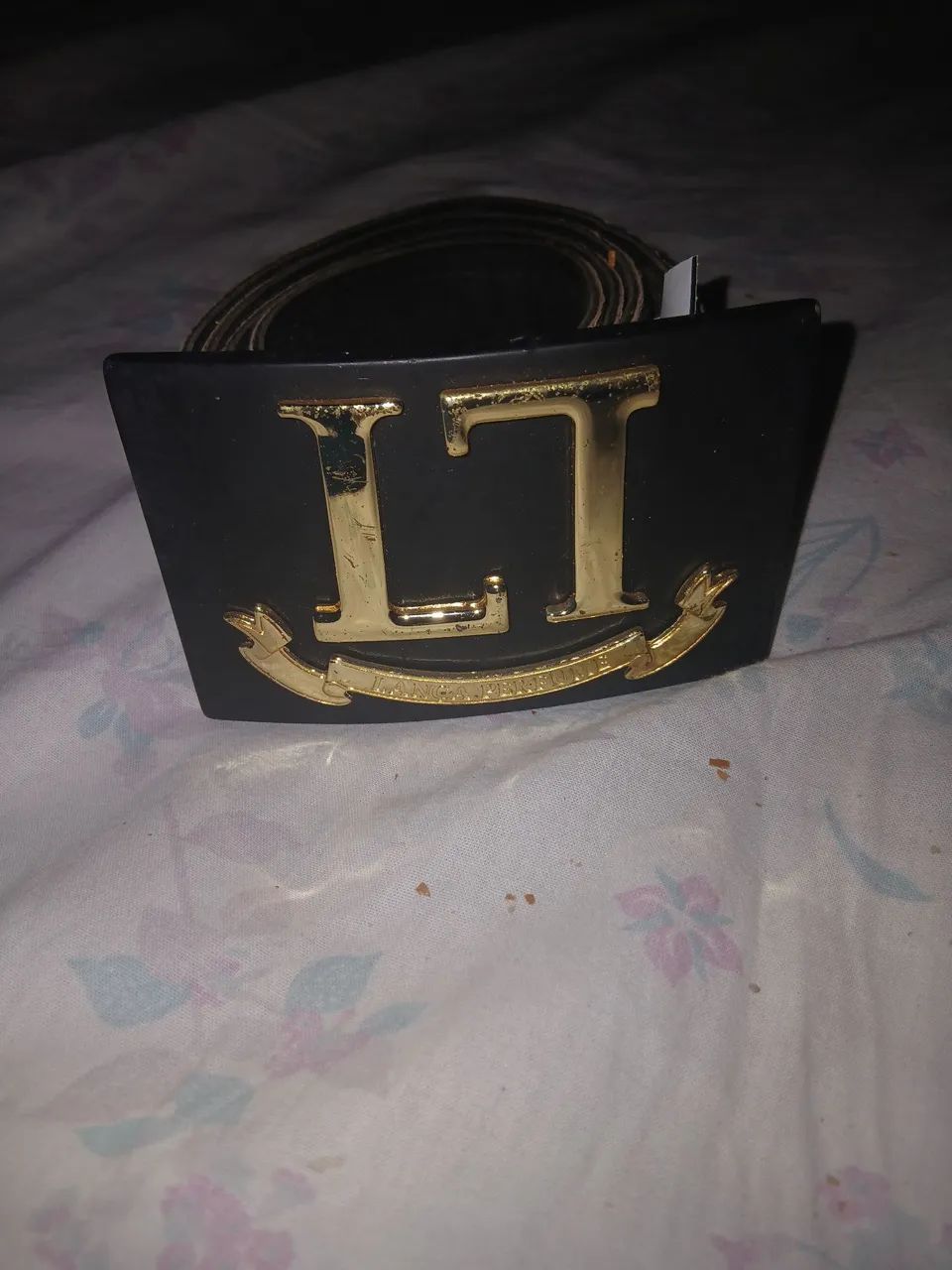Cinto lança perfume original  80 reais 
