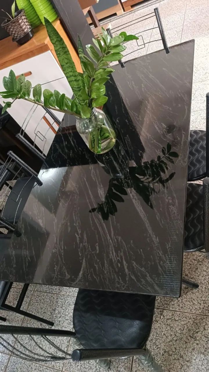 Mesa Marmorizada com 4 Cadeiras Nova, Entrego  - Foto 5