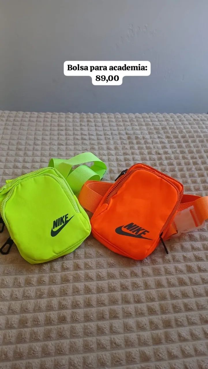 Bolsas e roupas de academia  - Foto 3