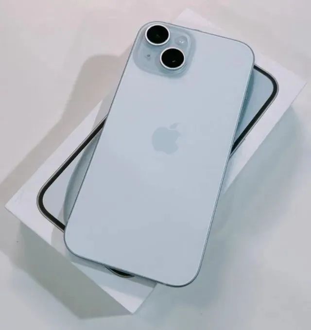 iPhone 15
