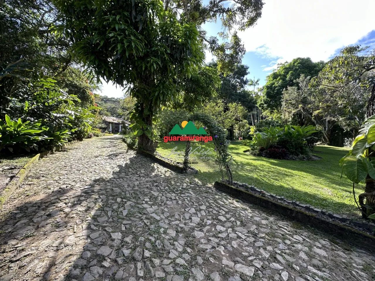 Casa colonial de 297 m², com 5 quartos, piscina, hidro, churrasqueira e lago em - Foto 3