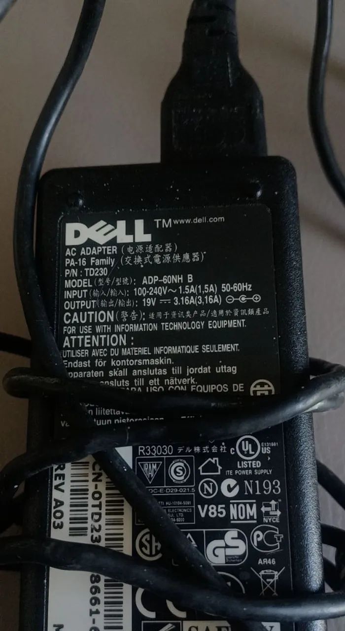 Fonte de notebook dell original 19v/3.16a.