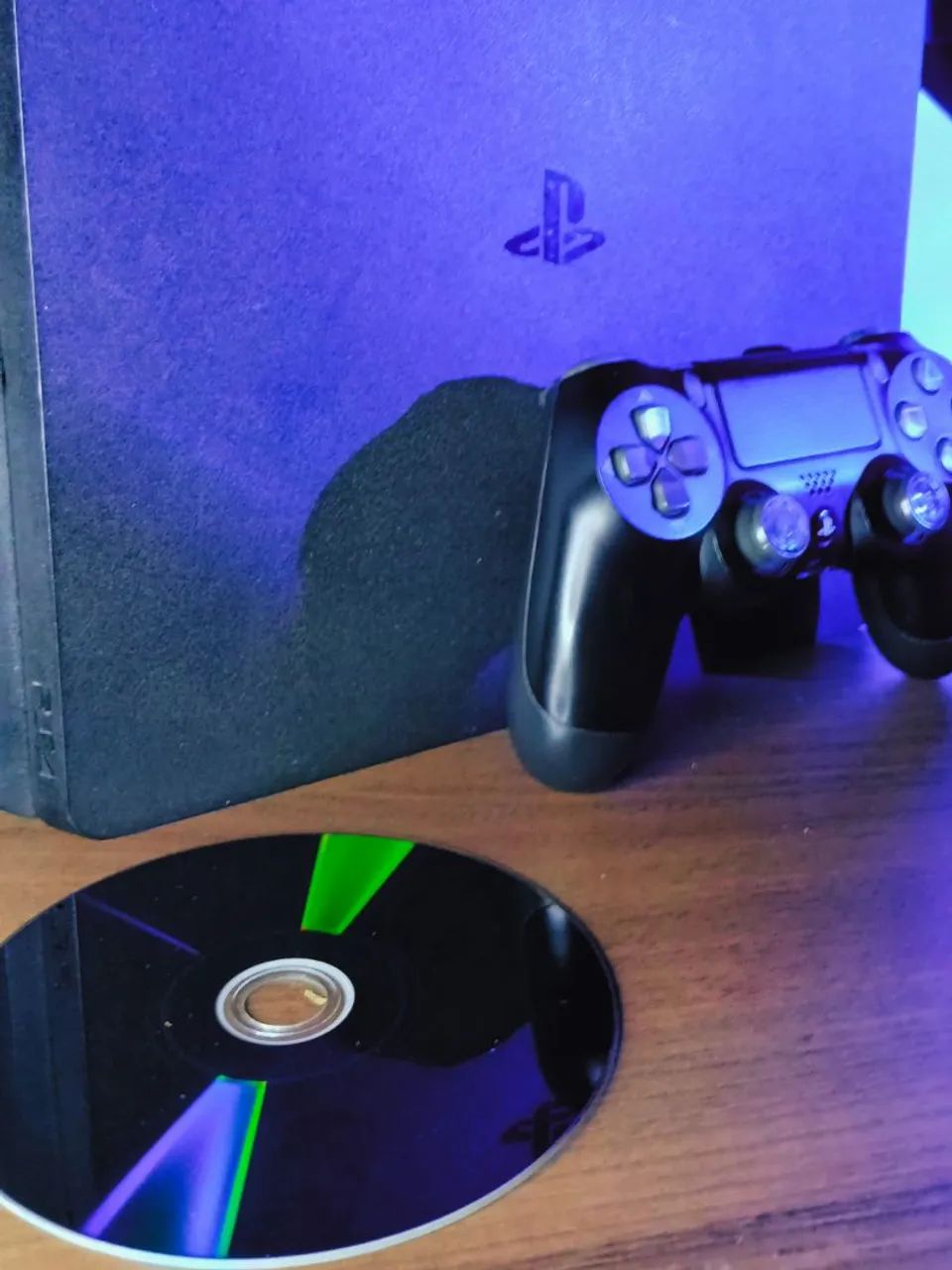 PlayStation 4 slim desbloqueado  - Foto 2