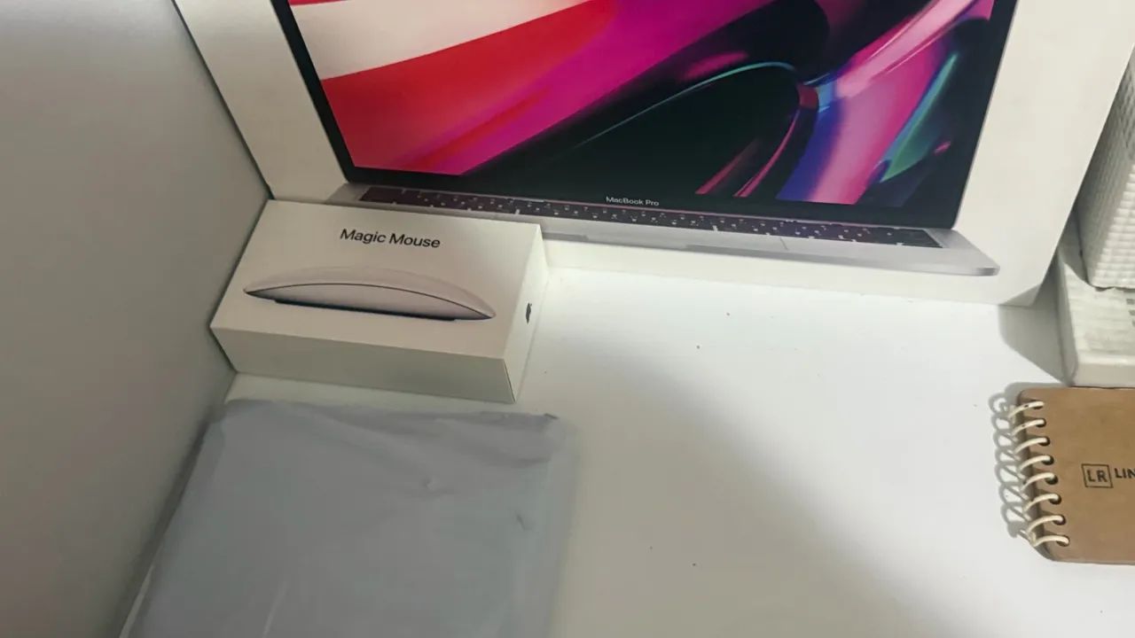 MacBook ? pro m1 2020 - Notebooks - Azenha, Porto Alegre