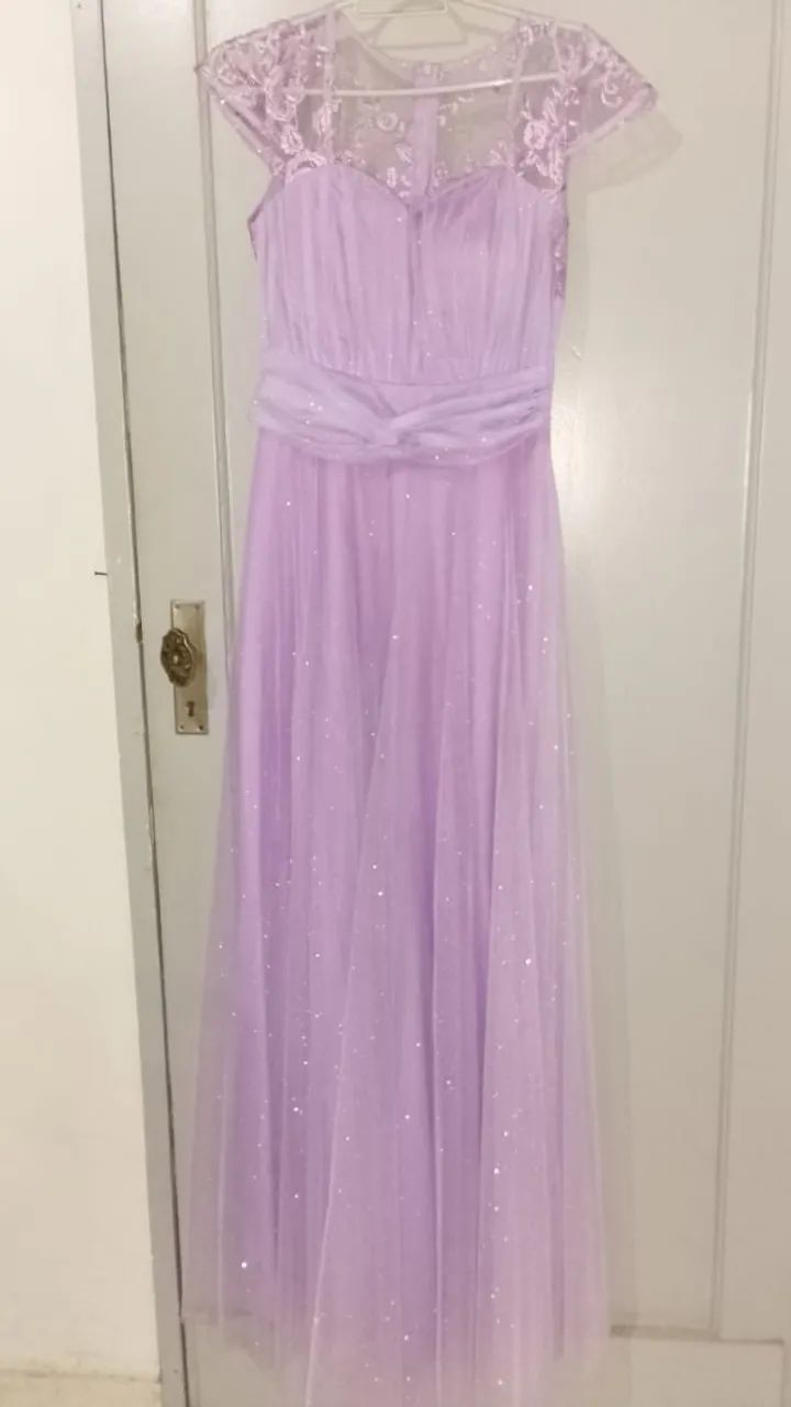 Vestido de festa lilás