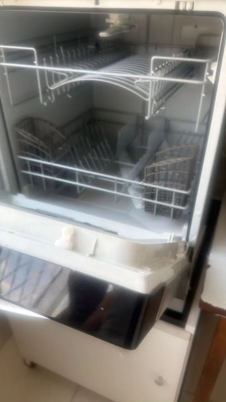 Lava louça Brastemp 8 serviços  - Foto 2