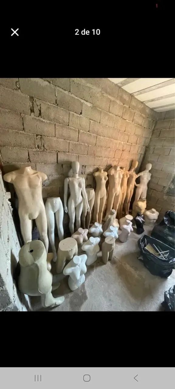 Manequins e acessórios para loja de roupas ?