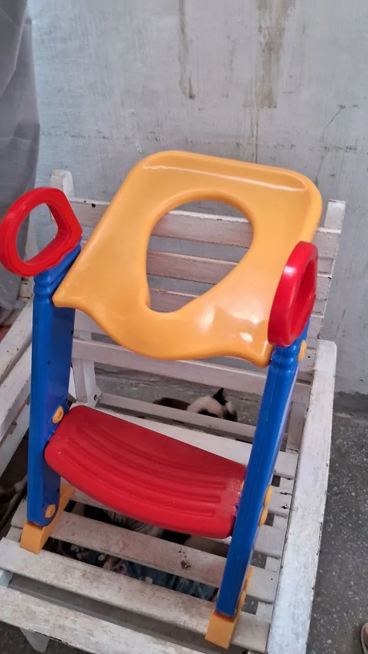 Assento Redutor Infantil com Escadinha Vaso Sanitário - Foto 2