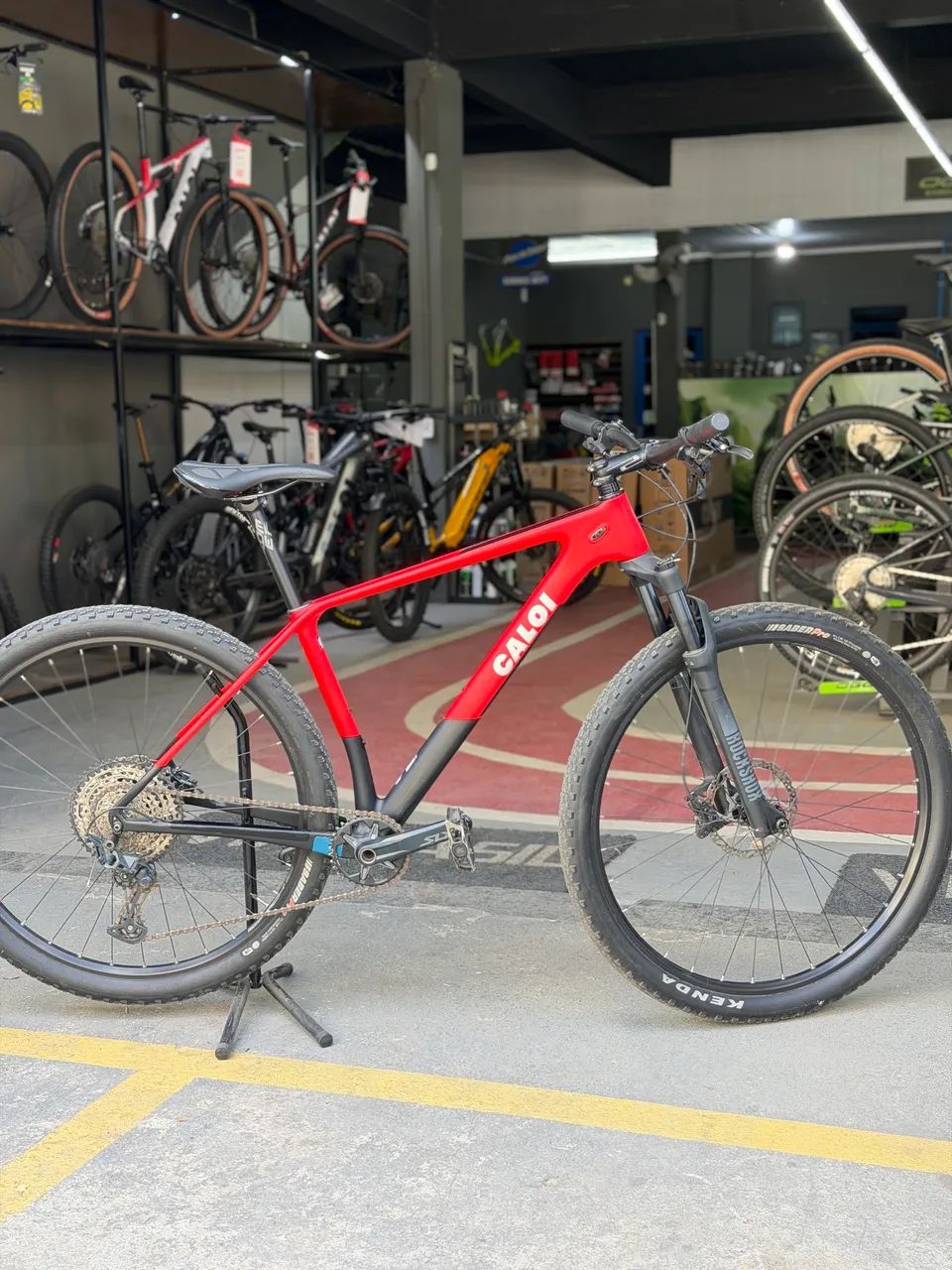 Caloi Elite Carbon 