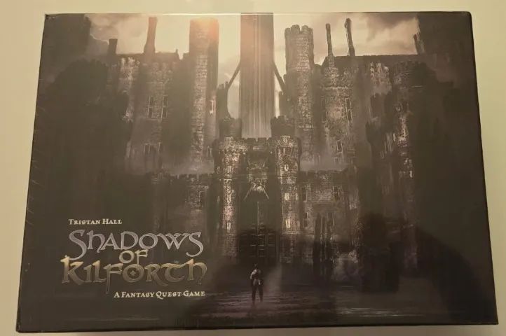 Jogo de Tabuleiro Shadows of Kilforth - LACRADO