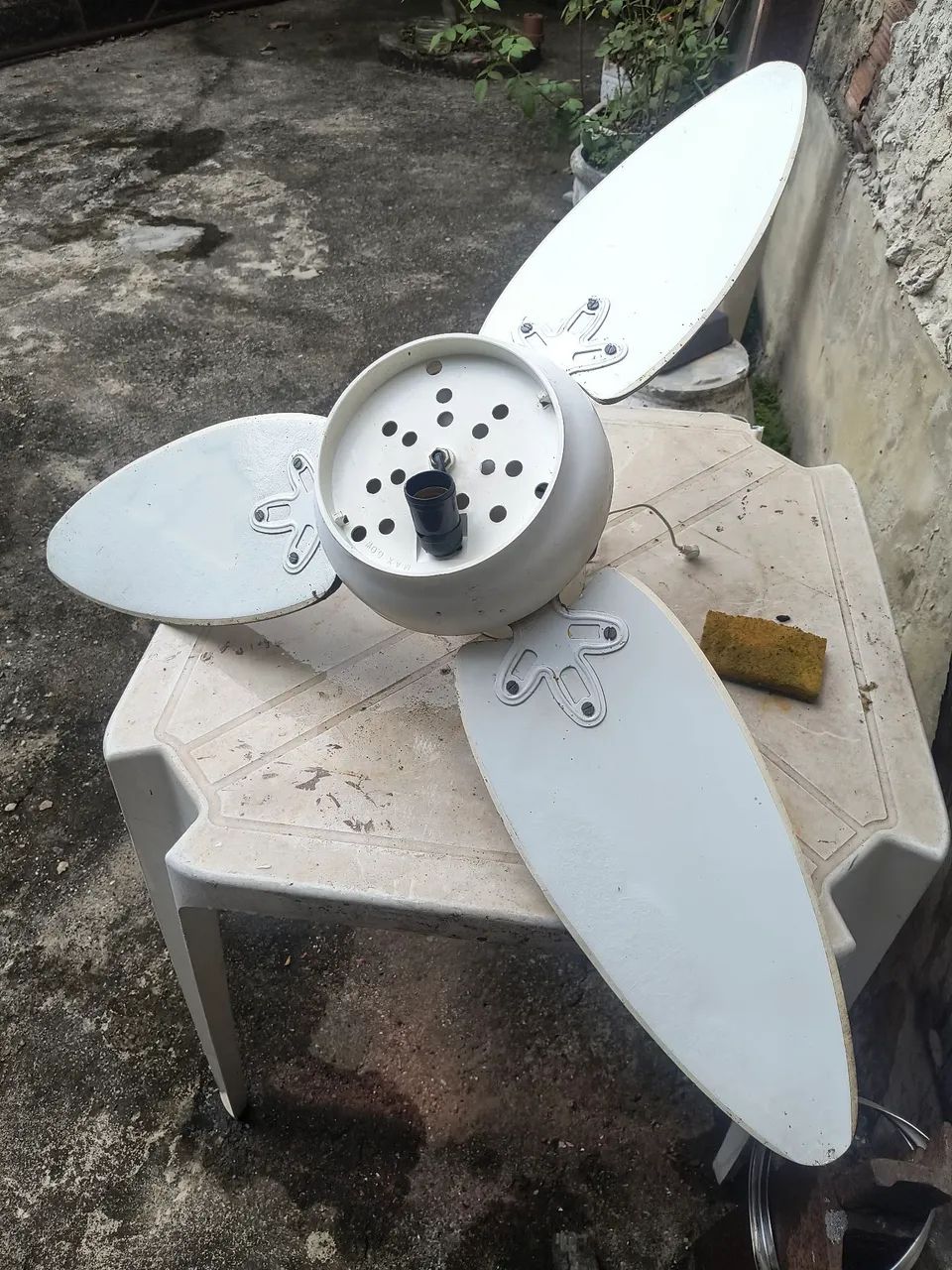 Ventilador de teto ( 3 pás , 110v )