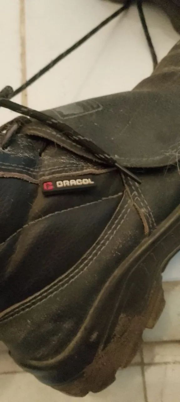 Bota bico de ferro - Foto 2