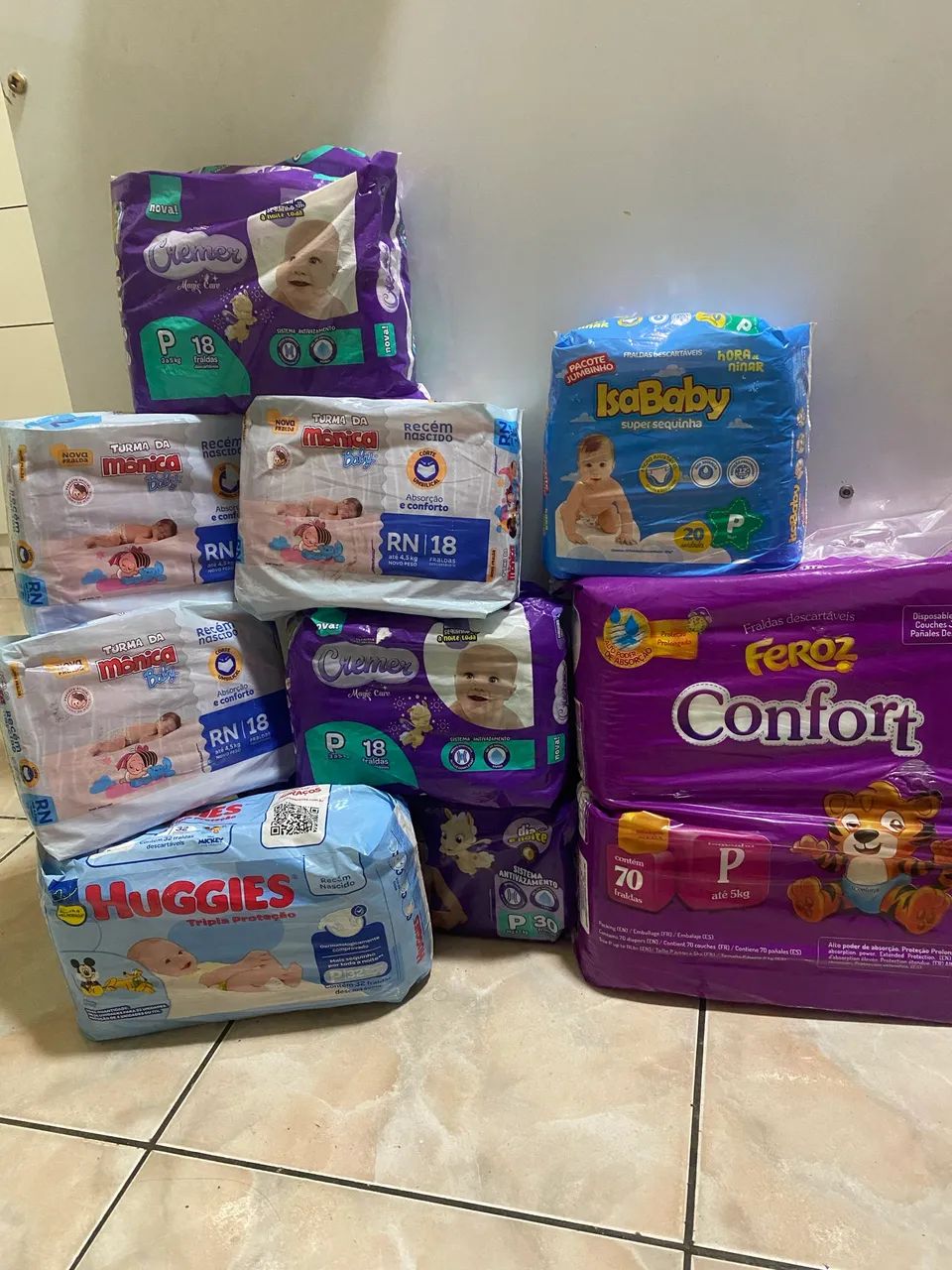 Fraldas descartáveis para bebês 