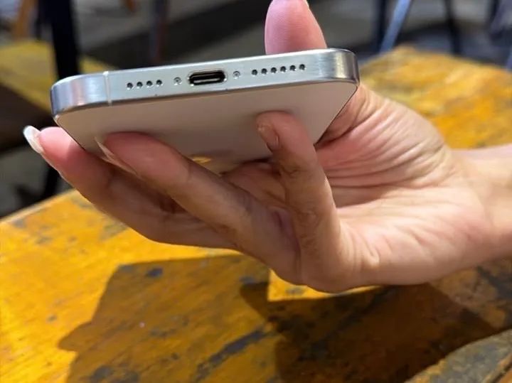 IPHONE 15 PRO MAX  - Foto 5