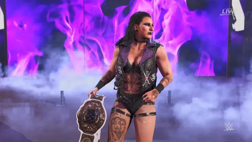 WWE 2K25 PS4 e PS5 (30 dias) - Foto 5