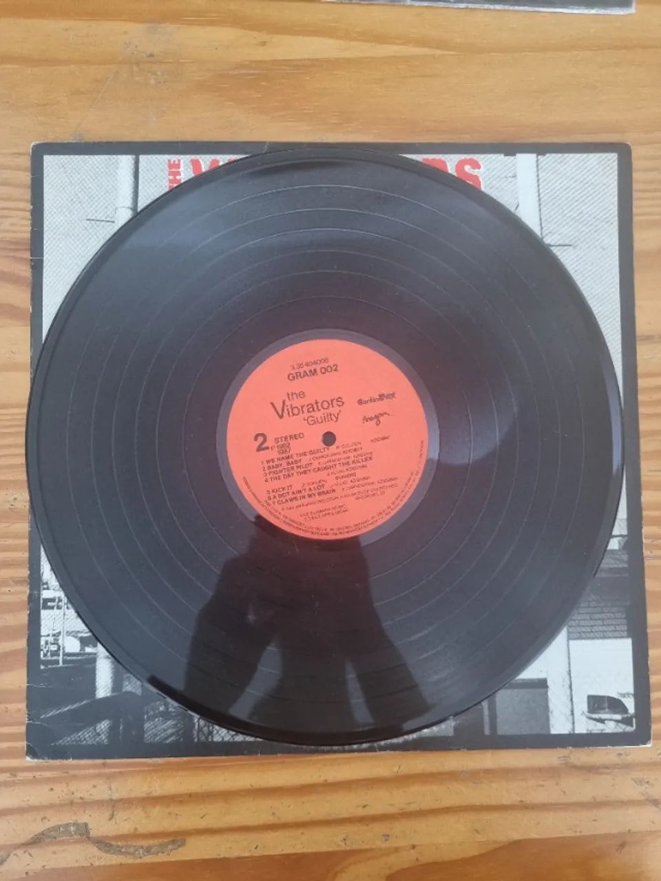 The Vibrators - Guilty Lp Vinil punk/rock - Foto 2