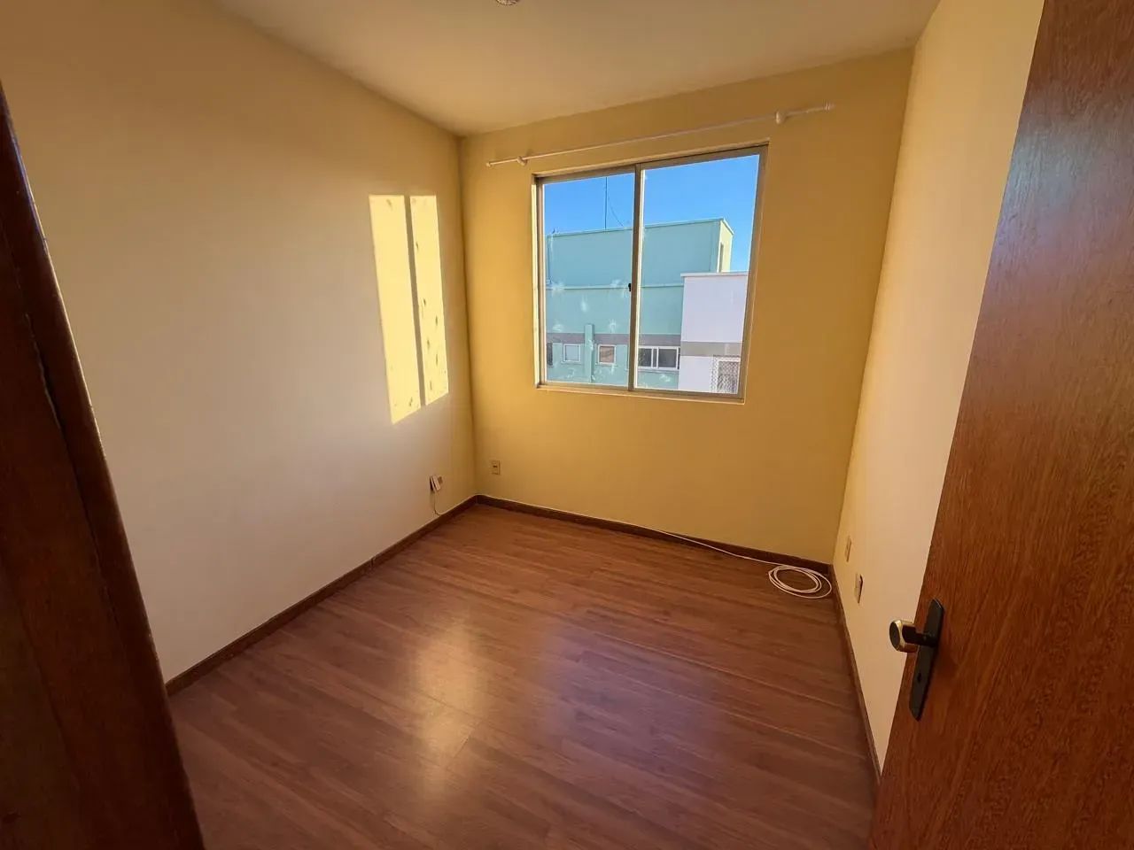 Apartamento de 3 quartos, amplo e bem cuidado  pronto para morar! - Foto 3
