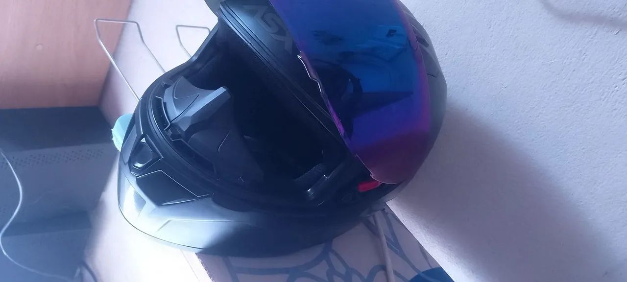 Vende um capacete  - Foto 2