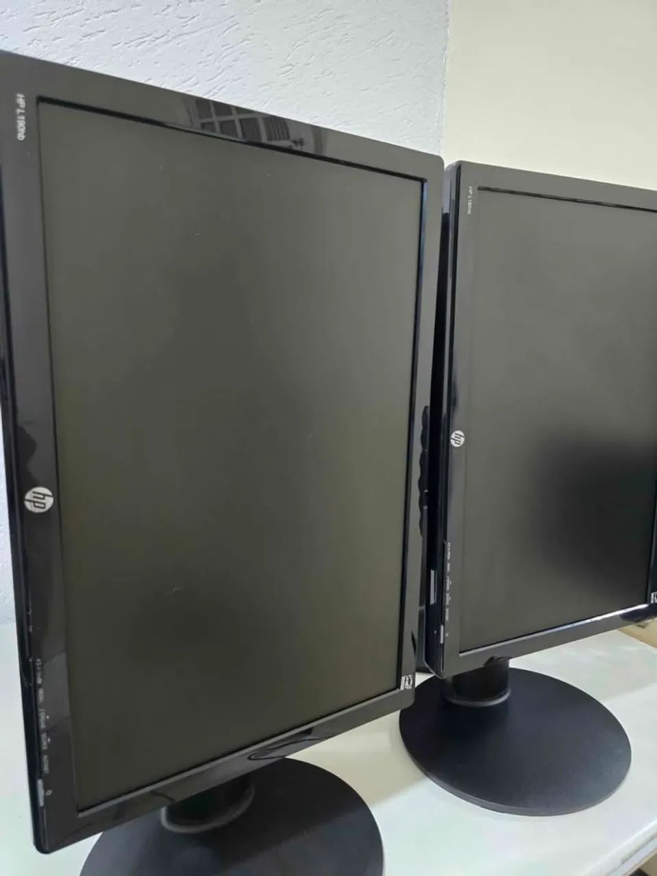 monitor 19 polegadas base giratória  e regulável - Foto 4