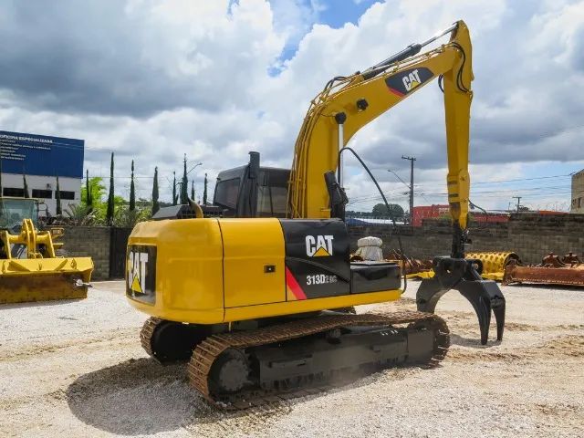 Escavadeira Caterpillar 313D2 GC 2018 equipada com garra - Foto 4
