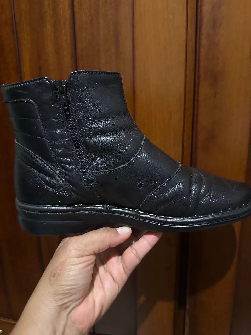 Botas Feminina em Couro Legítimo 37 confortável e Macia - Foto 4