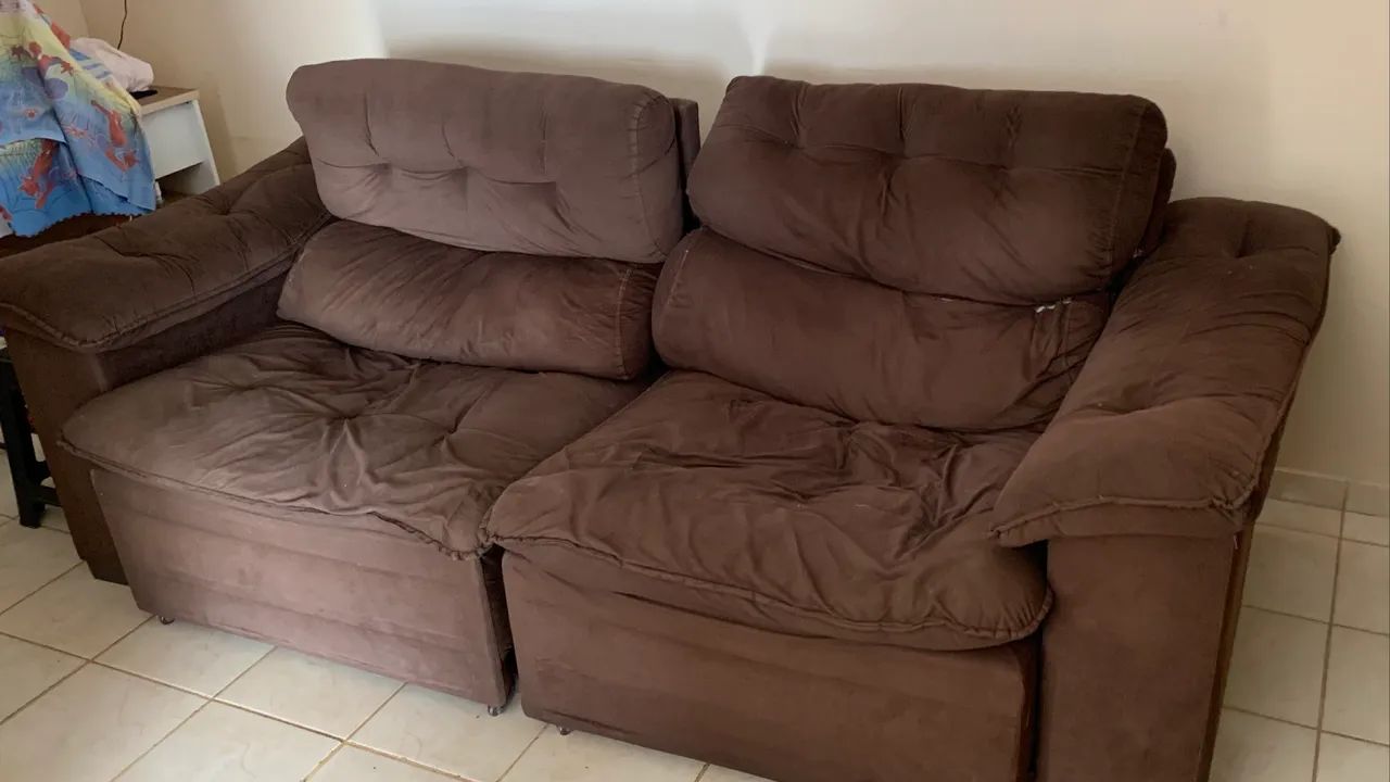 Sofá Retrátil Grande - PARA VENDER LOGO  - Foto 5