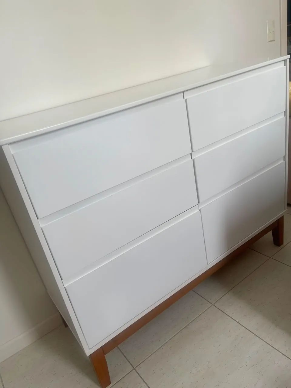 Cômoda com divisórias