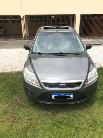 Vendo Ford Focus Sedan GHIA 2.0 completo - Foto 3