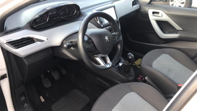 Peugeot 208 1.5 2015 Active Pack - Foto 4